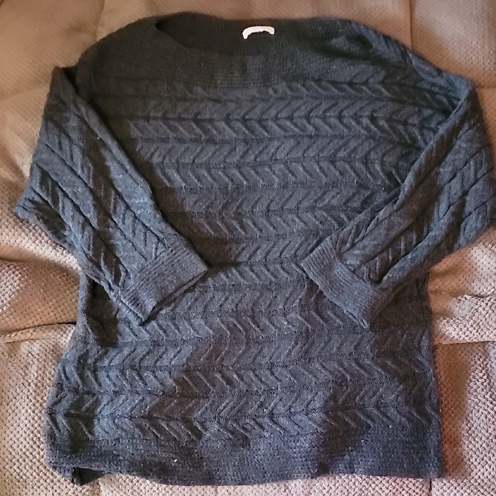 NY& CO. Gray Cable Knit Sweater